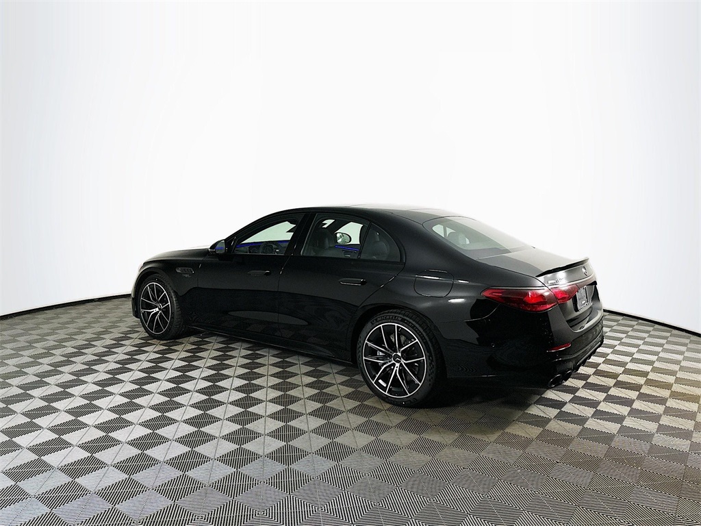 2026 Mercedes Benz E 53 AMG 4MATIC photo 4