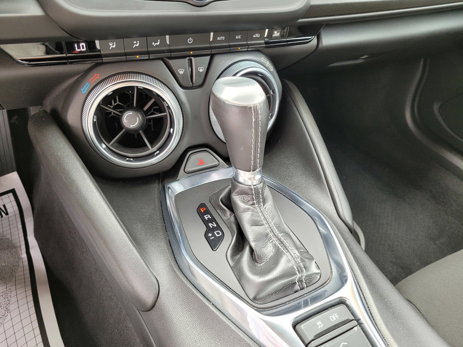2021 Chevrolet Camaro LT1 photo 20