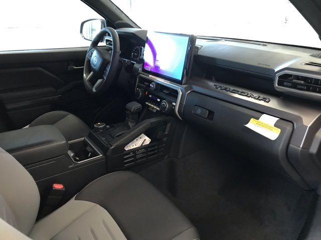 2025 Toyota Tacoma TRD Off-Road Double Cab photo 12