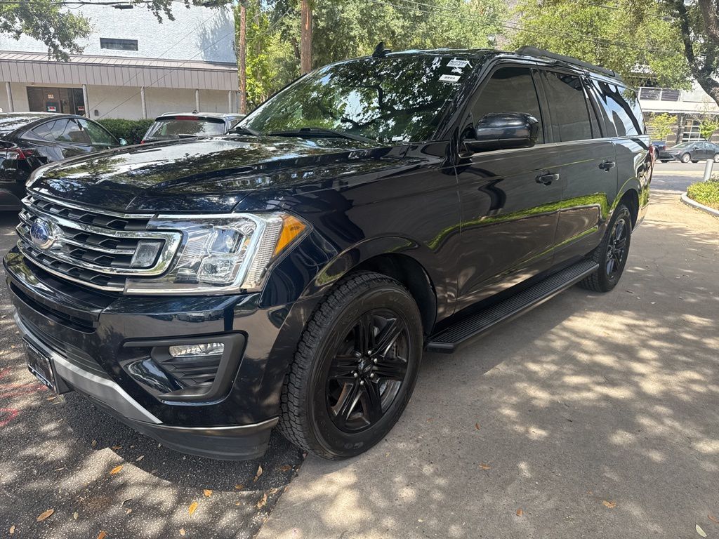 2021 Ford Expedition MAX XLT photo 2