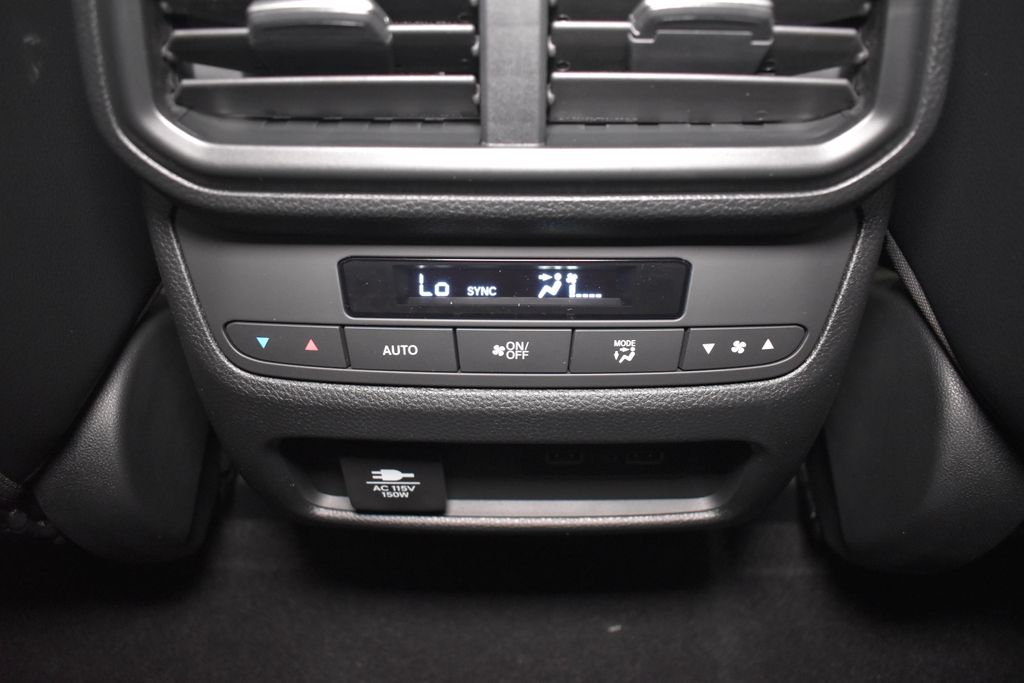 2025 Honda Pilot TrailSport photo 14