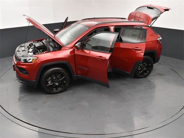 2025 Jeep Compass North Edition Latitude photo 23