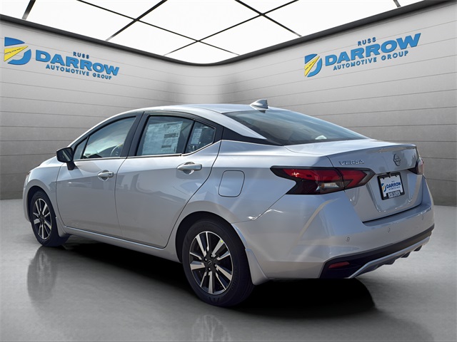 2025 Nissan Versa 1.6 SV photo 3