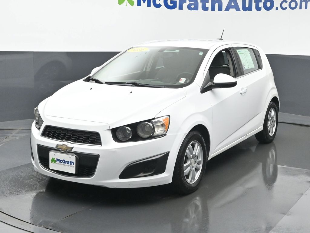 2016 Chevrolet Sonic LT photo 11