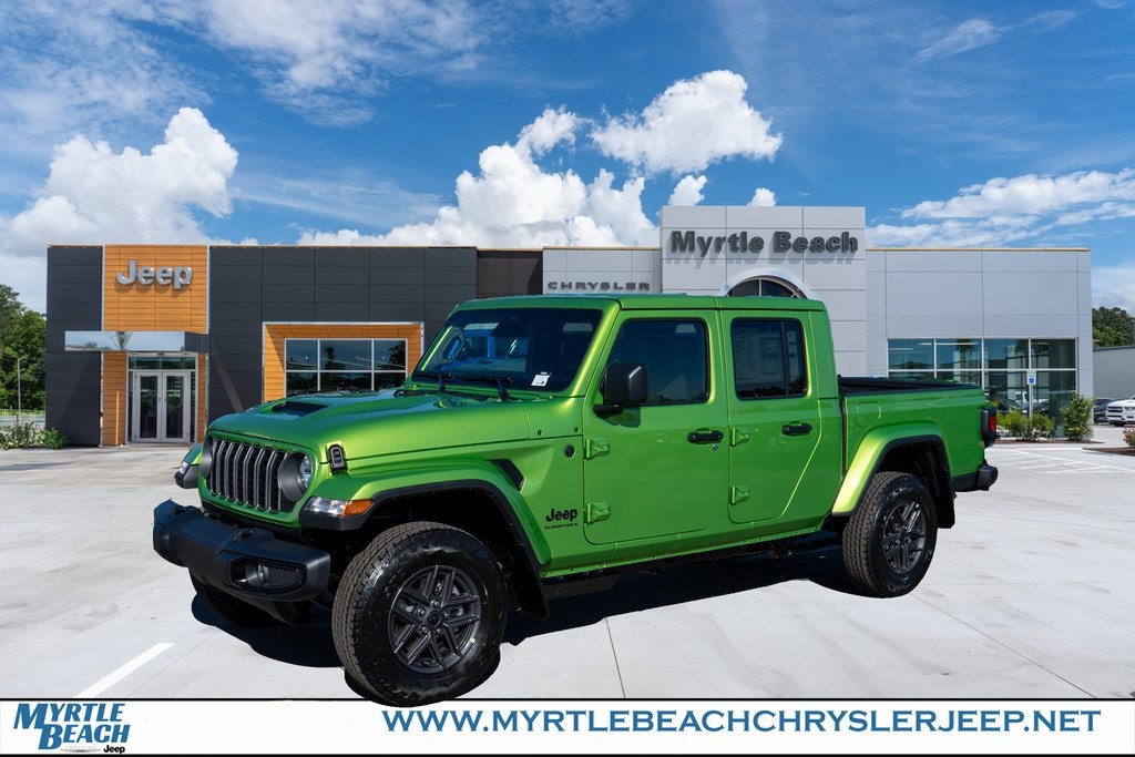 2026 Jeep Gladiator Sport S's photo