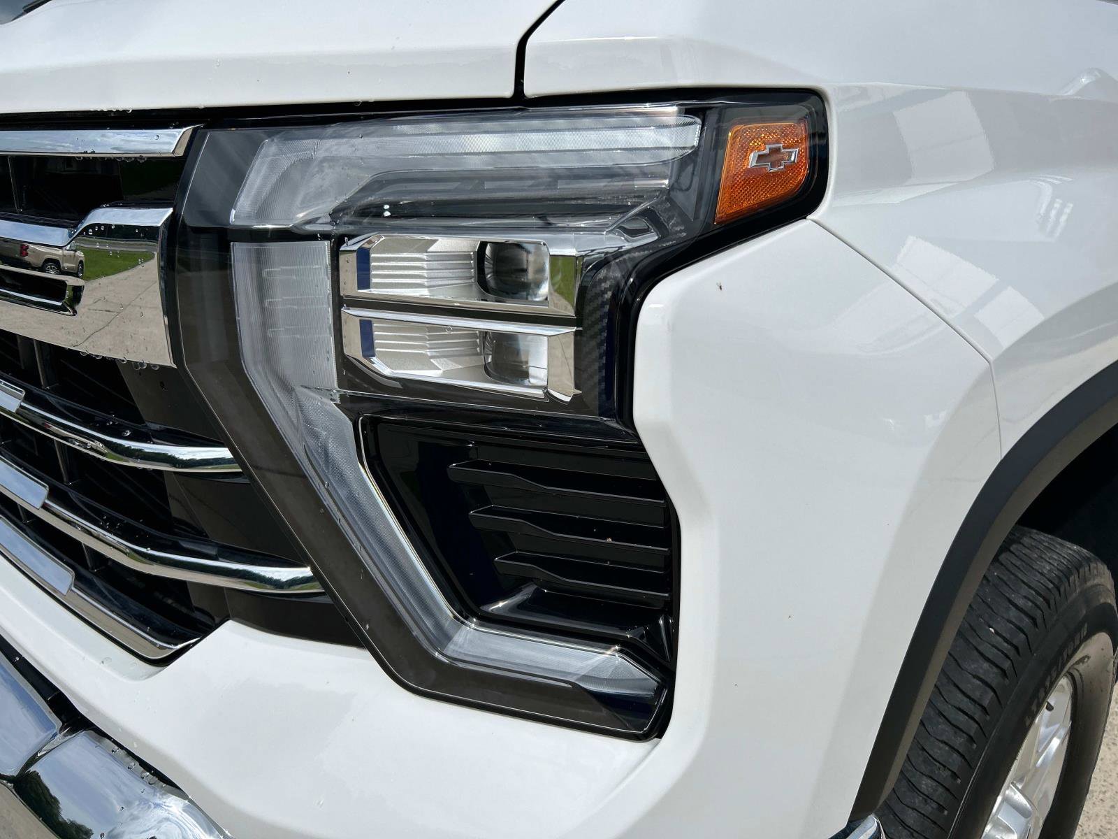 2024 Chevrolet Silverado 3500HD LTZ photo 10