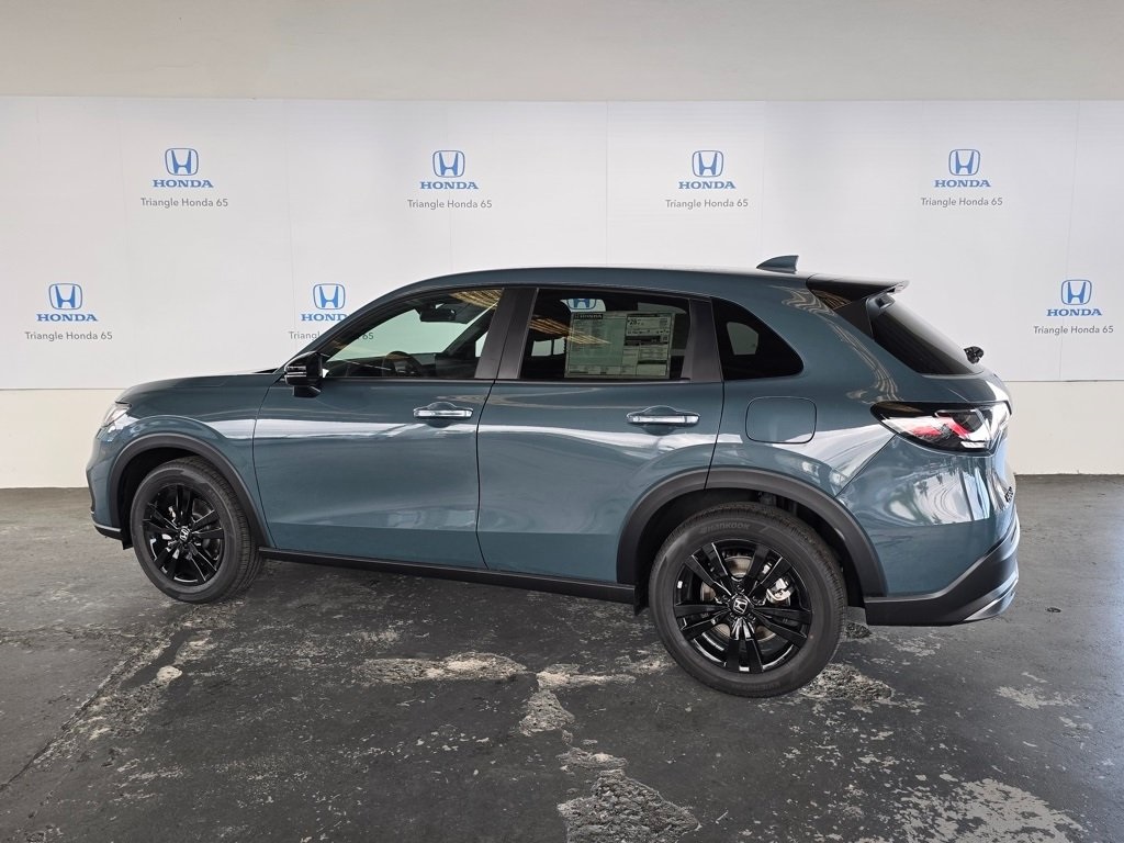 2026 Honda HR-V Sport photo 2