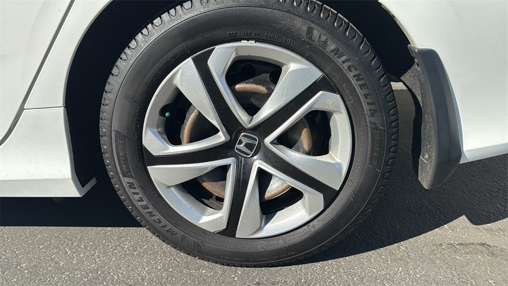 2017 Honda Civic LX photo 8