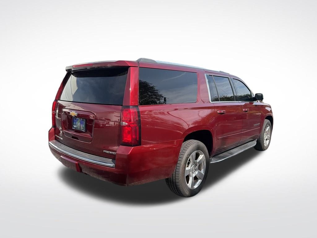 2020 Chevrolet Suburban Premier photo 3