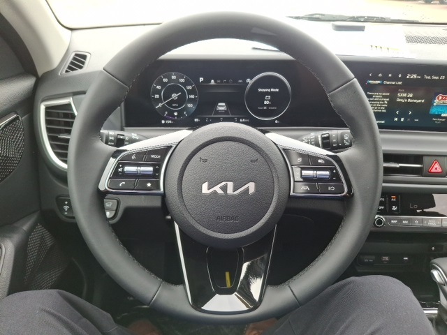 2026 Kia Seltos EX photo 13