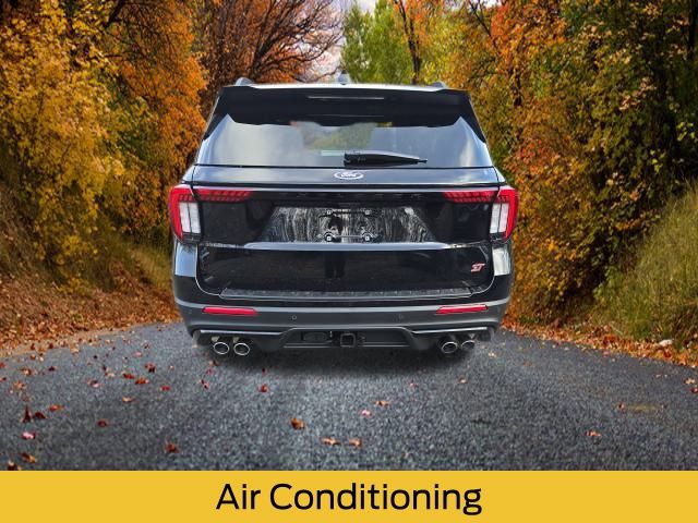 2026 Ford Explorer ST photo 3