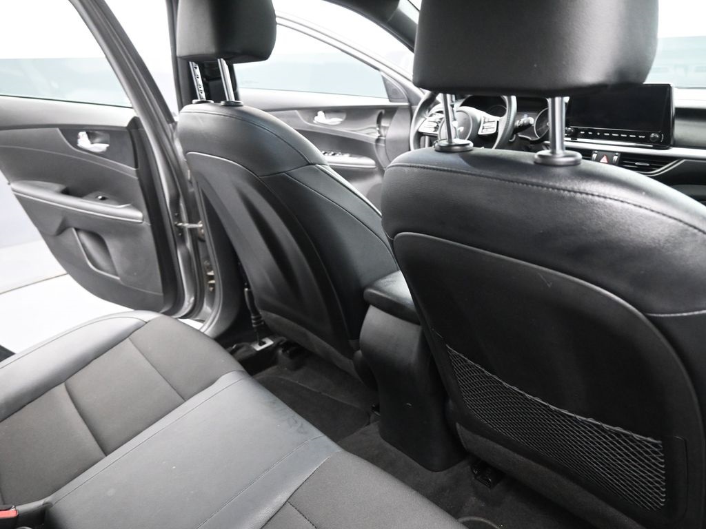 2023 Kia Forte GT-Line photo 22