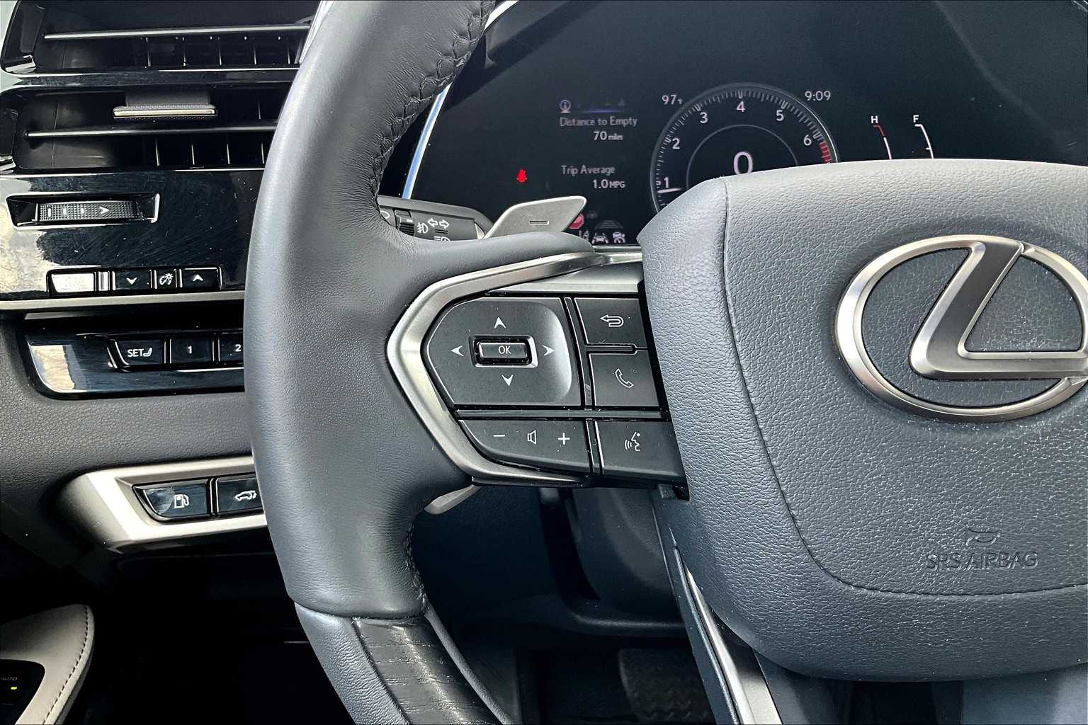 2023 Lexus RX Premium photo 21