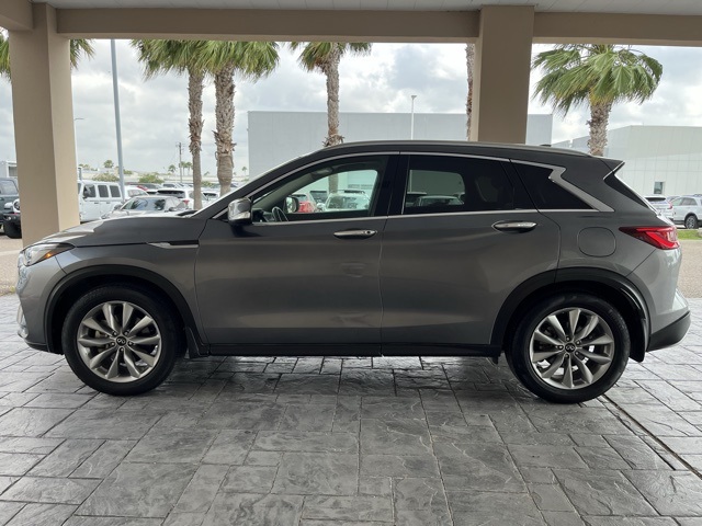 2022 Infiniti QX50 Essential photo 2