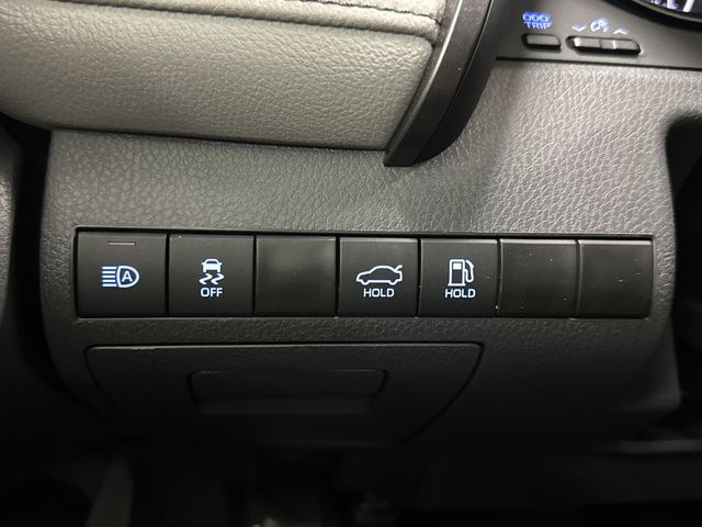 2023 Toyota Camry SE photo 22