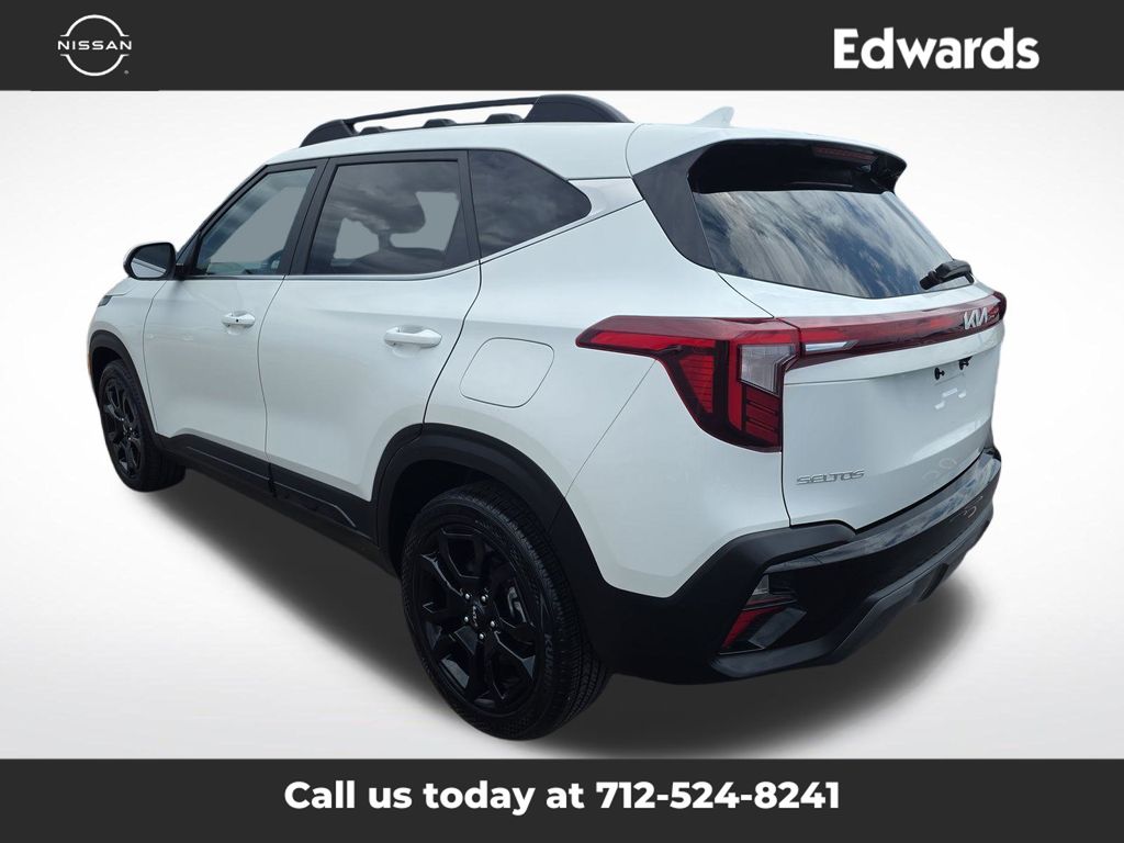 2024 Kia Seltos X-Line photo 3