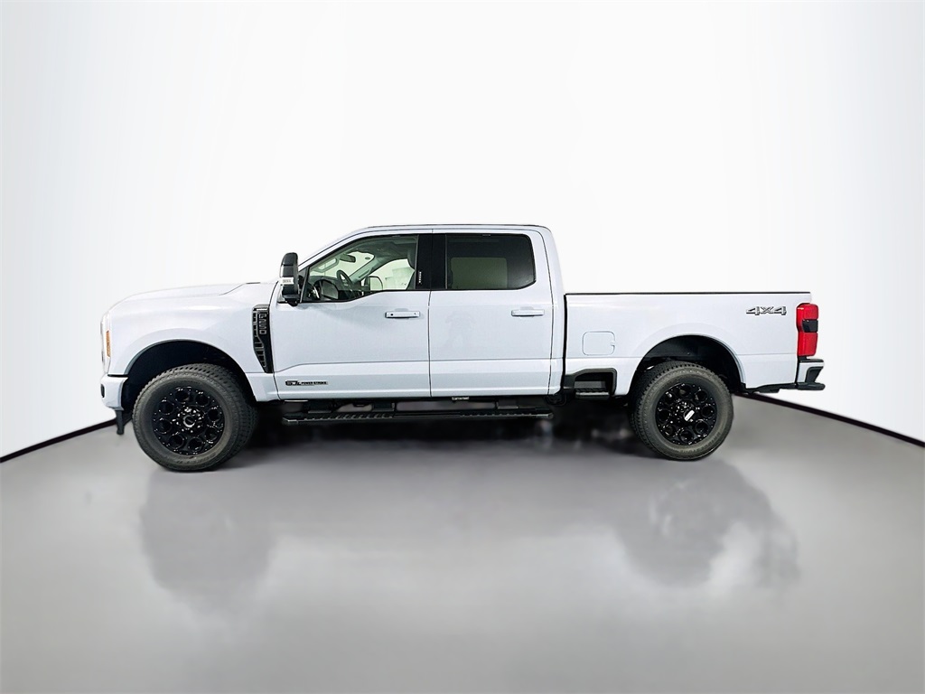 2026 Ford F-250 Lariat photo 4