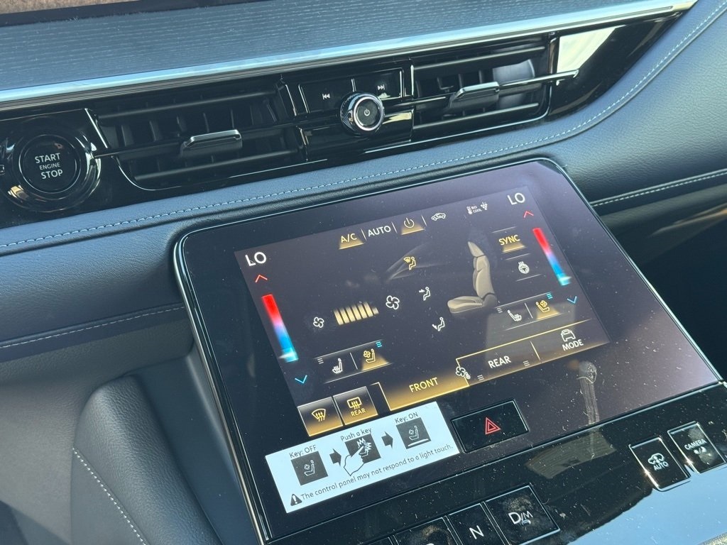 2026 Infiniti QX80 Sensory photo 10