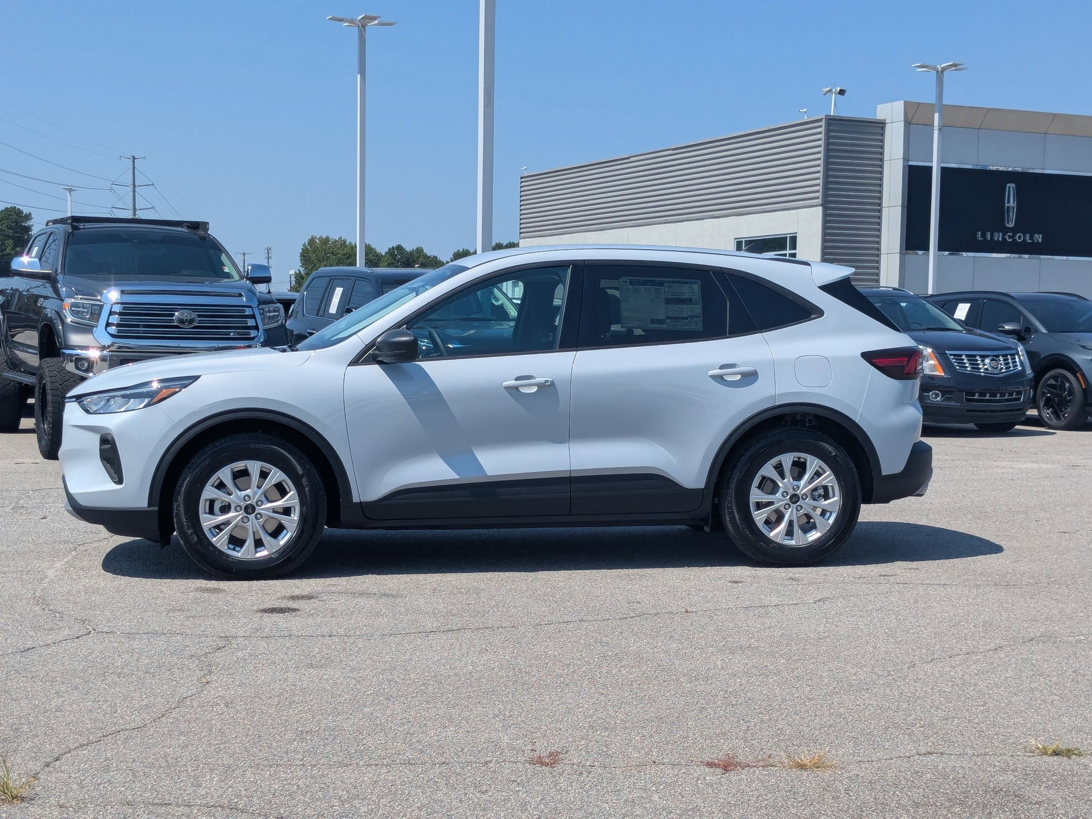 2025 Ford Escape Active photo 8