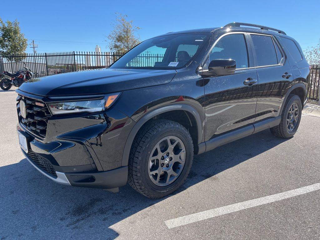 2025 Honda Pilot TrailSport's photo