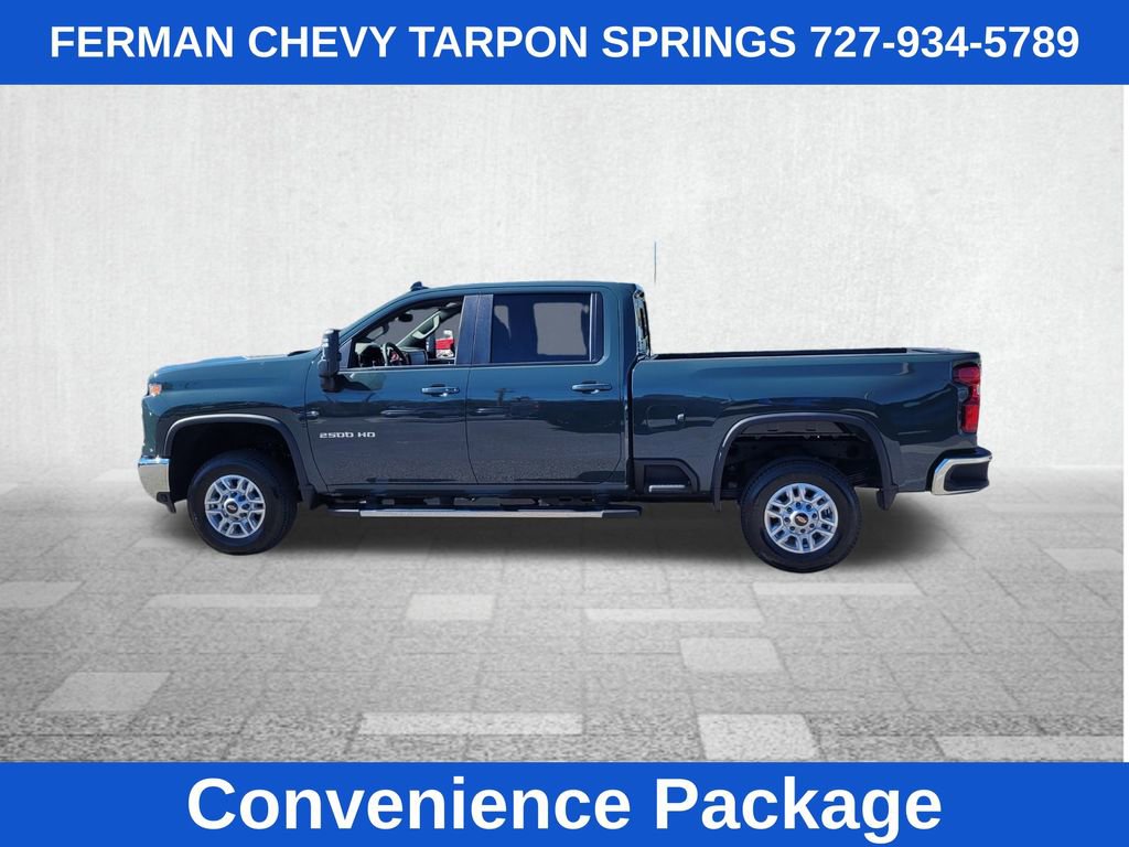 2025 Chevrolet Silverado 2500HD LT photo 4