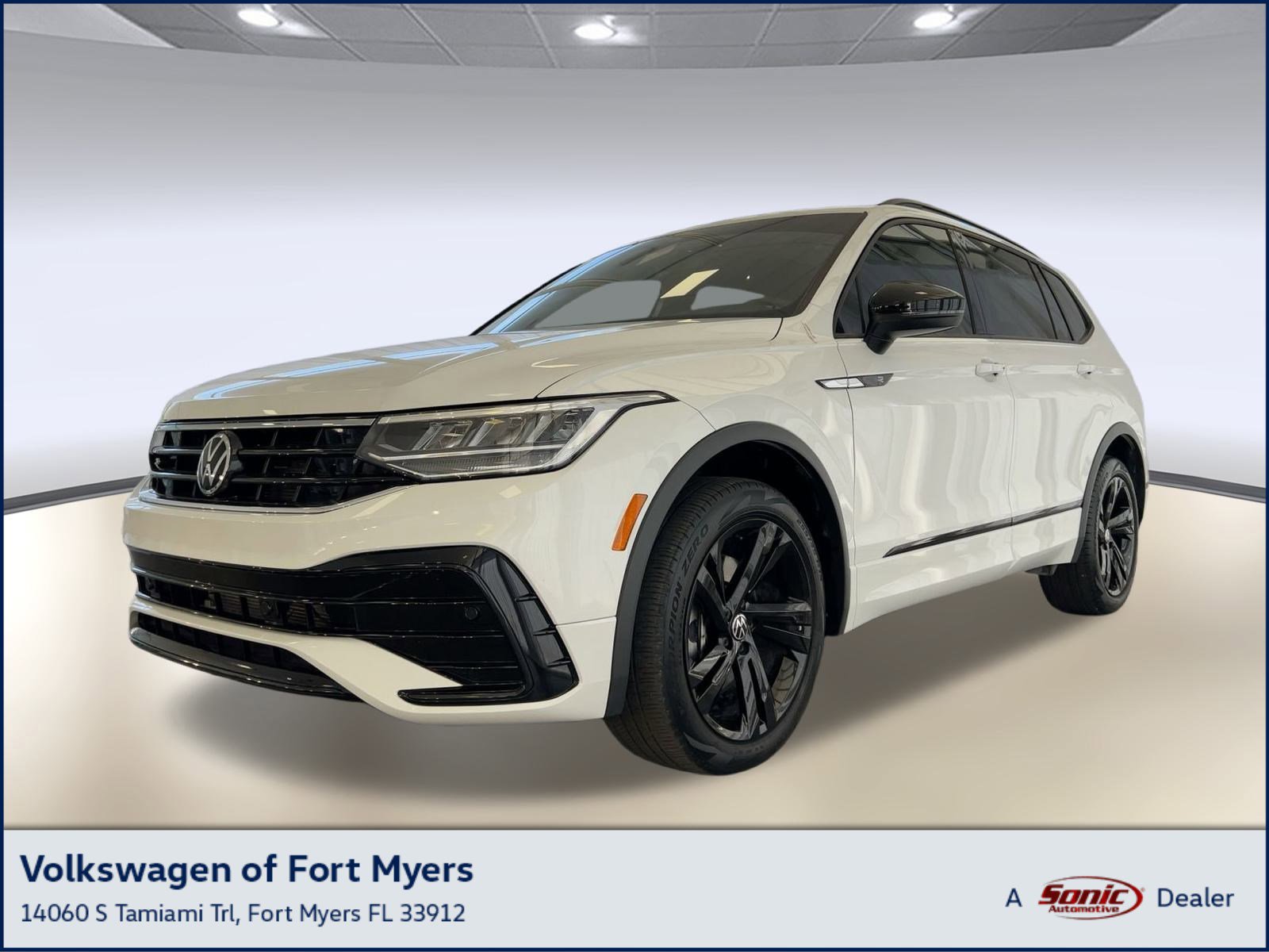 2024 Volkswagen Tiguan SE R-LINE BLACK