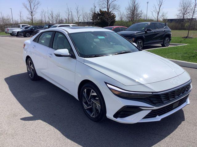 2025 Hyundai Elantra Hybrid Limited photo 3