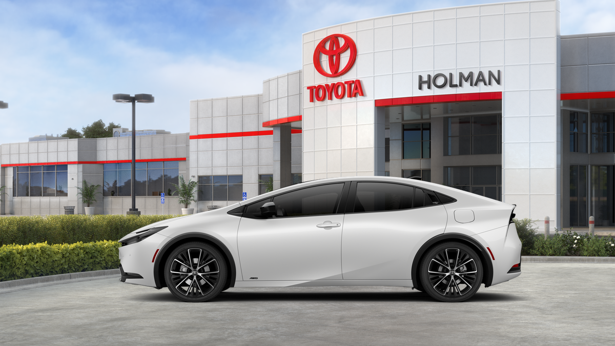 2026 Toyota Prius XLE photo 4