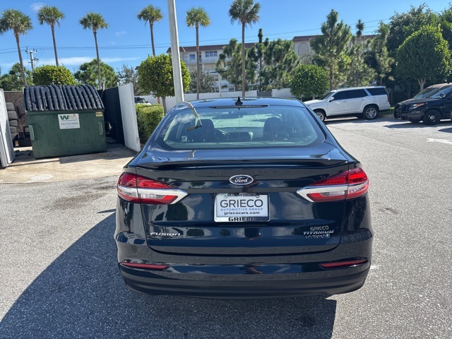 2020 Ford Fusion Hybrid Titanium photo 4