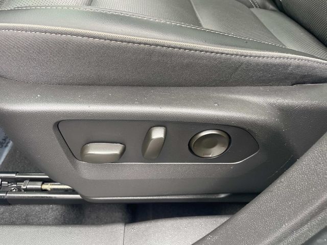 2021 Buick Envision Essence photo 20