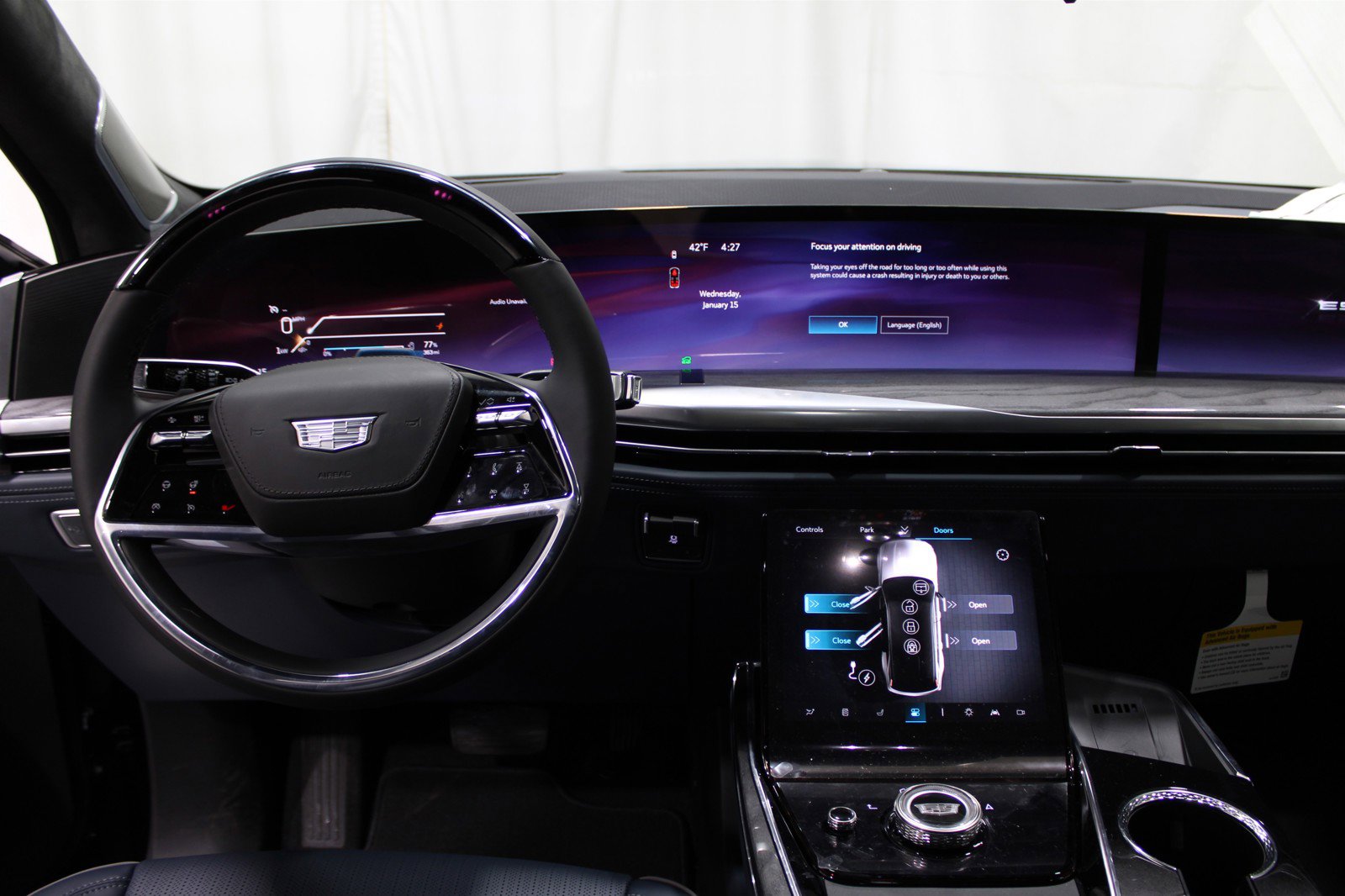 2025 Cadillac Escalade IQ Luxury photo 2