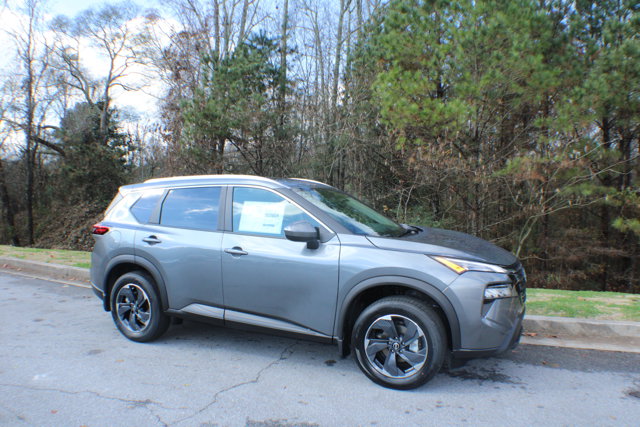 2026 Nissan Rogue SV's photo