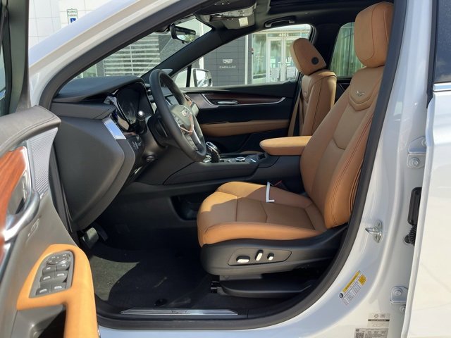 2025 Cadillac XT5 Premium Luxury photo 11
