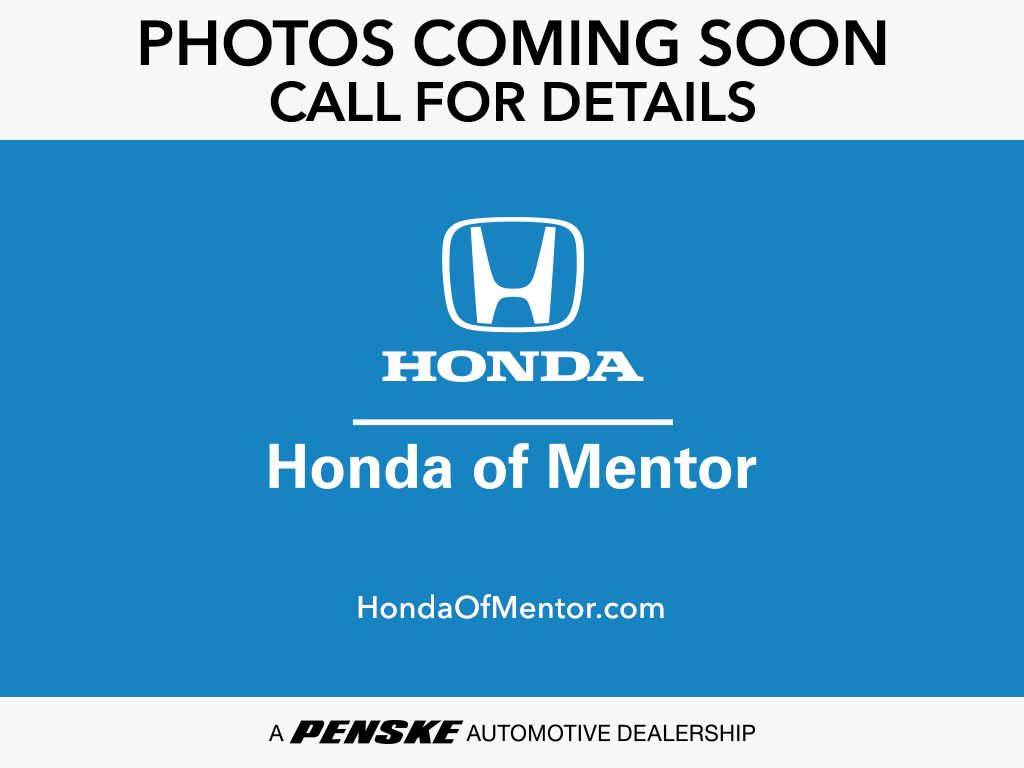 2023 Honda Pilot LX's photo