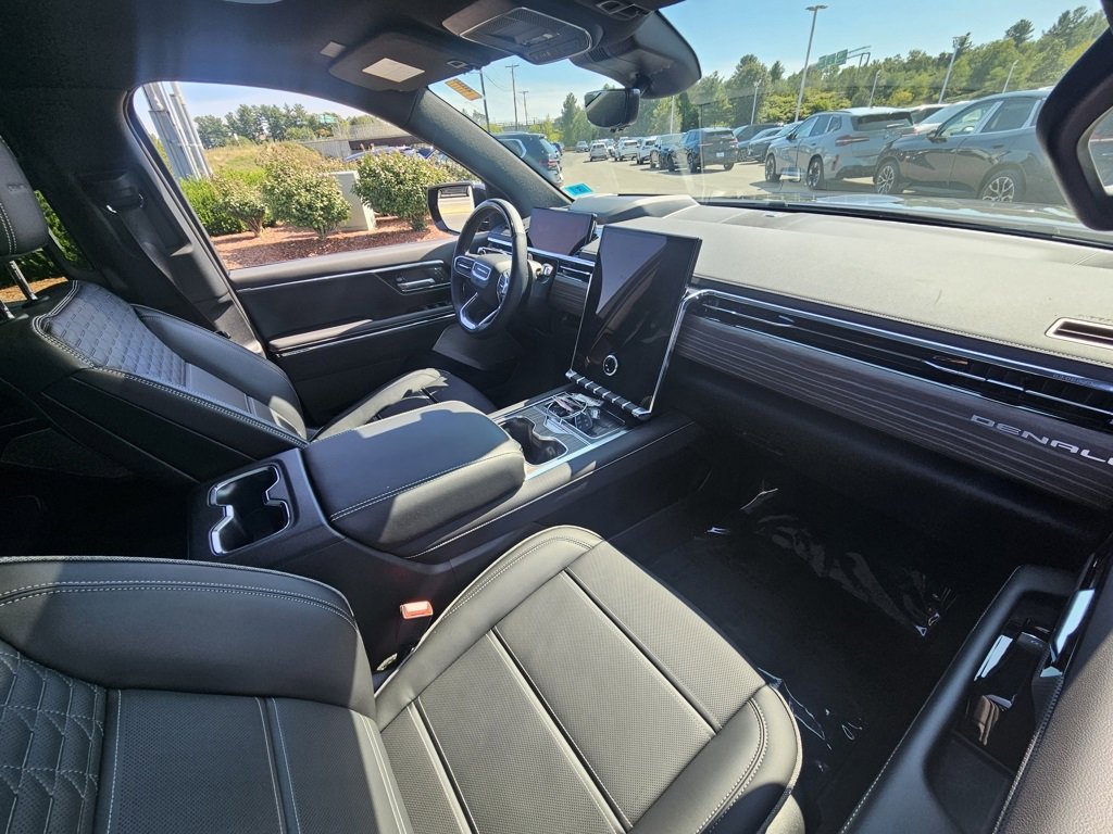 2025 Gmc Sierra EV Denali photo 9