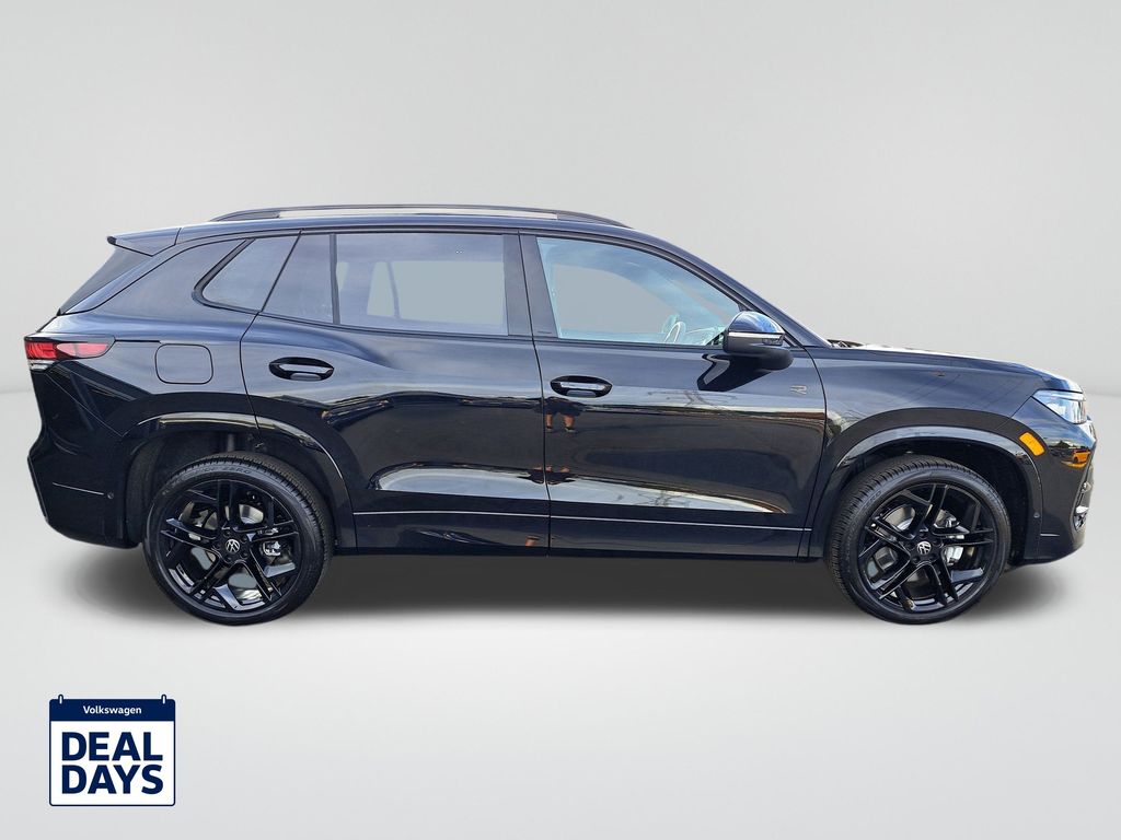 2025 Volkswagen Tiguan SE R-Line Black photo 4