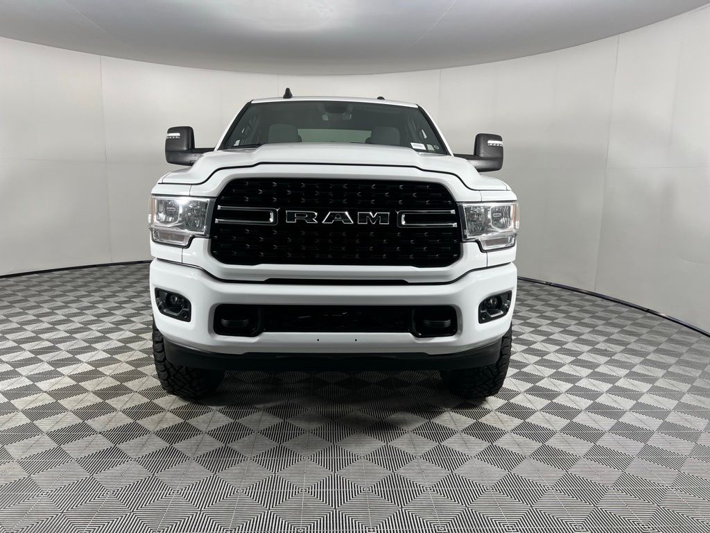 2024 Ram 2500 Big Horn photo 3