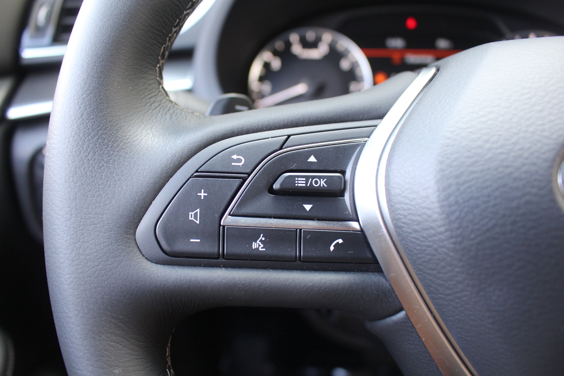 2025 Infiniti QX55 Essential photo 21