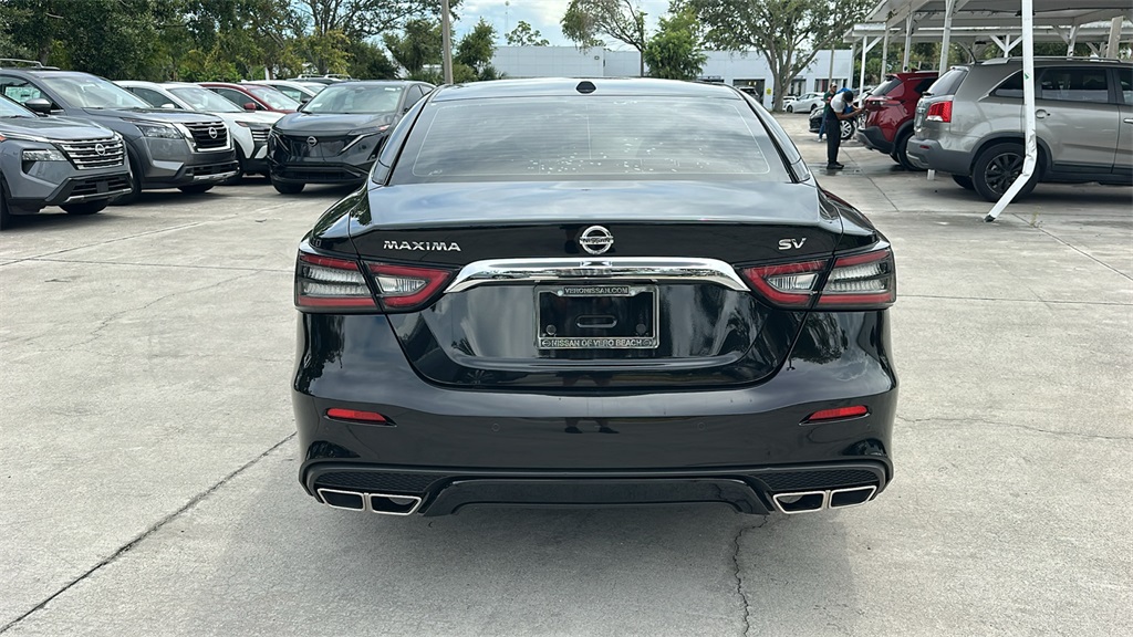 2021 Nissan Maxima SV photo 6