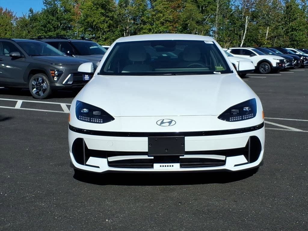 2025 Hyundai Ioniq 6 SEL photo 2