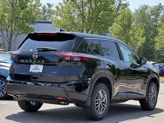 2025 Nissan Rogue S photo 3