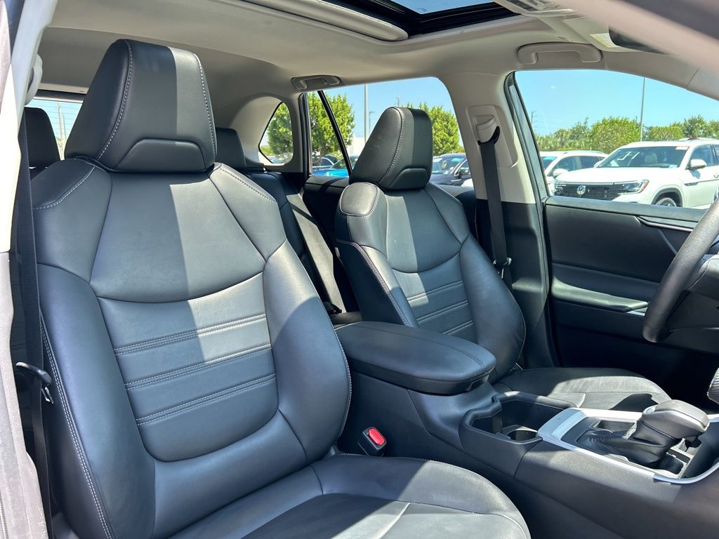 2023 Toyota RAV4 XLE Premium photo 36