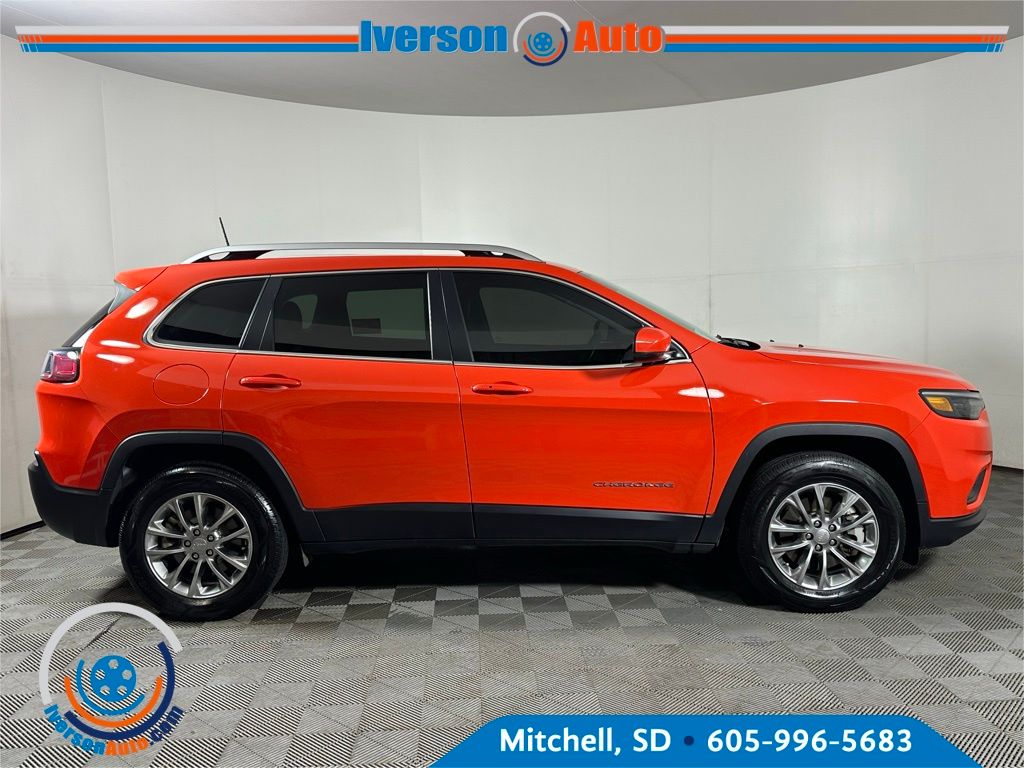 2021 Jeep Cherokee Latitude Lux photo 6