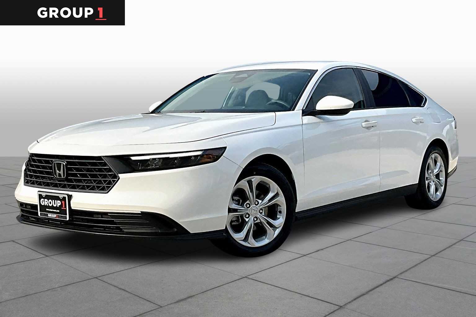 2023 Honda Accord LX's photo