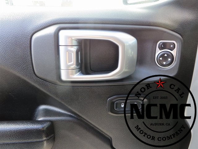2023 Jeep Wrangler Rubicon 4xe photo 21