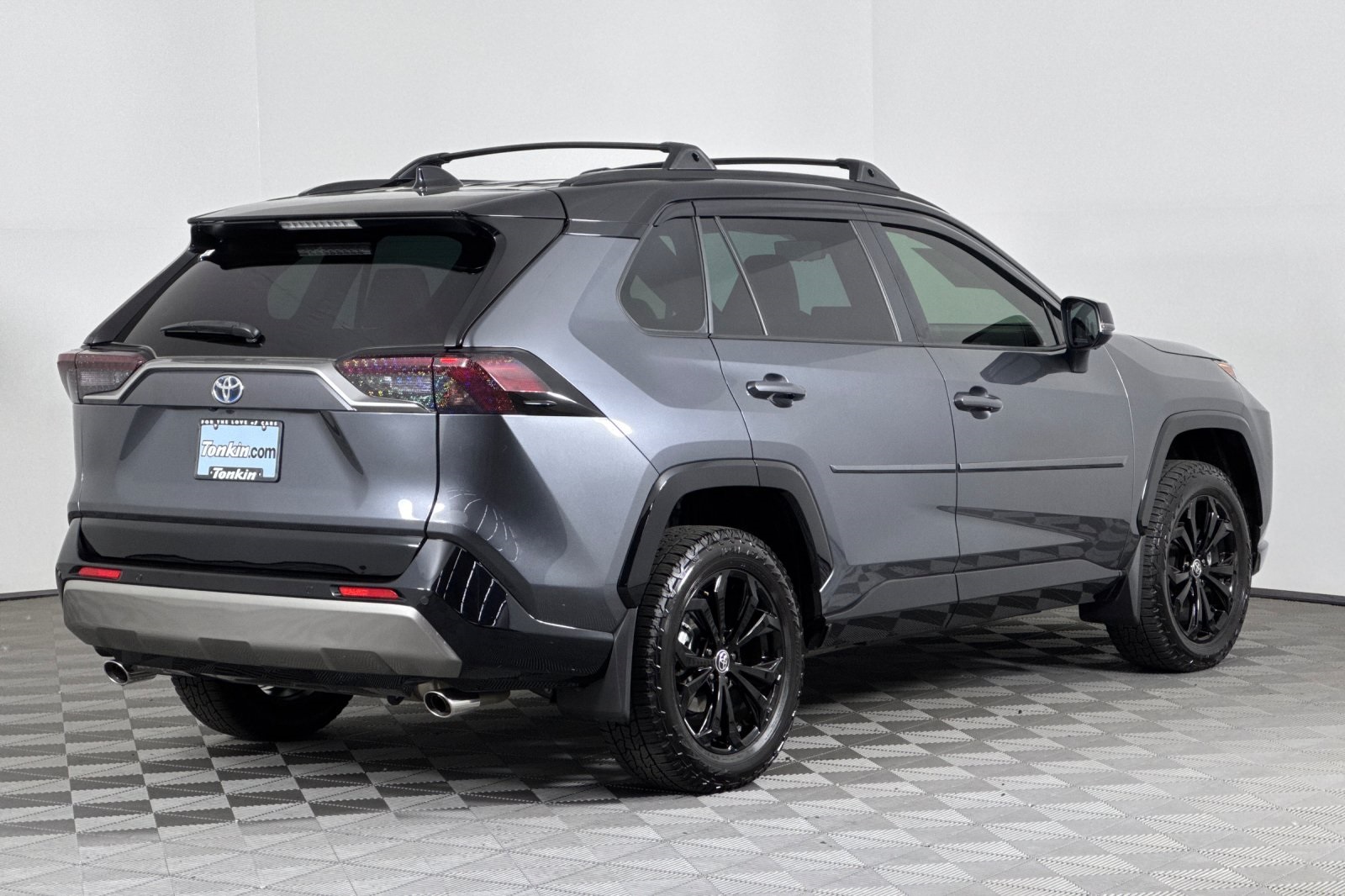 2024 Toyota RAV4 Hybrid XSE photo 4