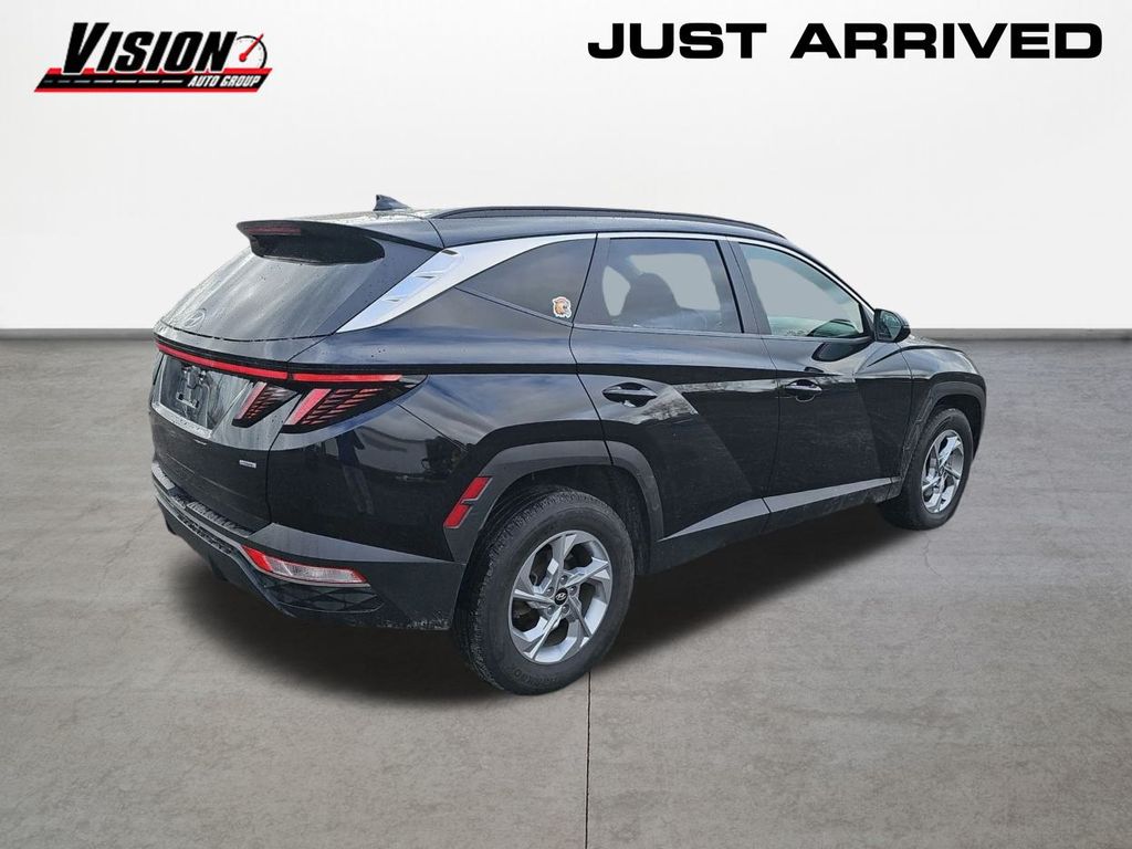 2022 Hyundai Tucson SEL photo 3