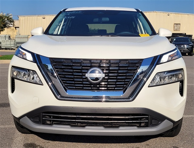 2023 Nissan Rogue SV photo 3