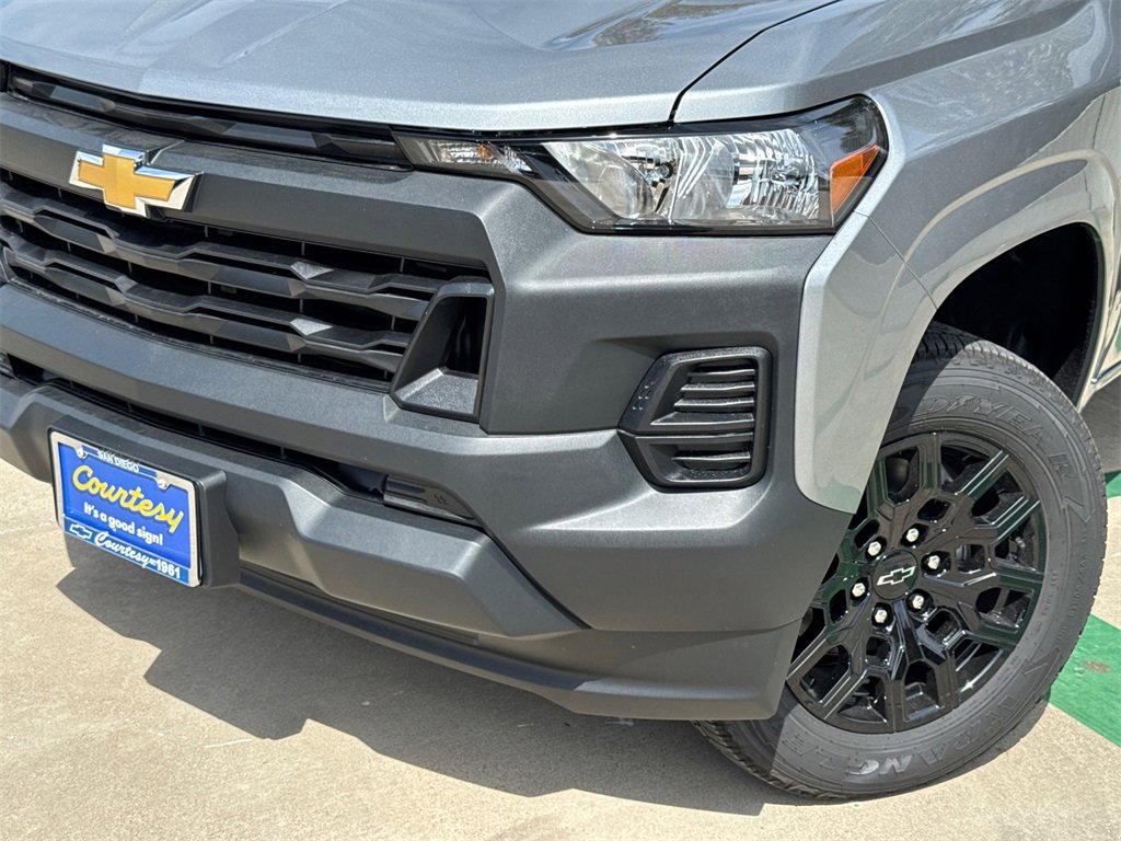 2026 Chevrolet Colorado Work Truck photo 2