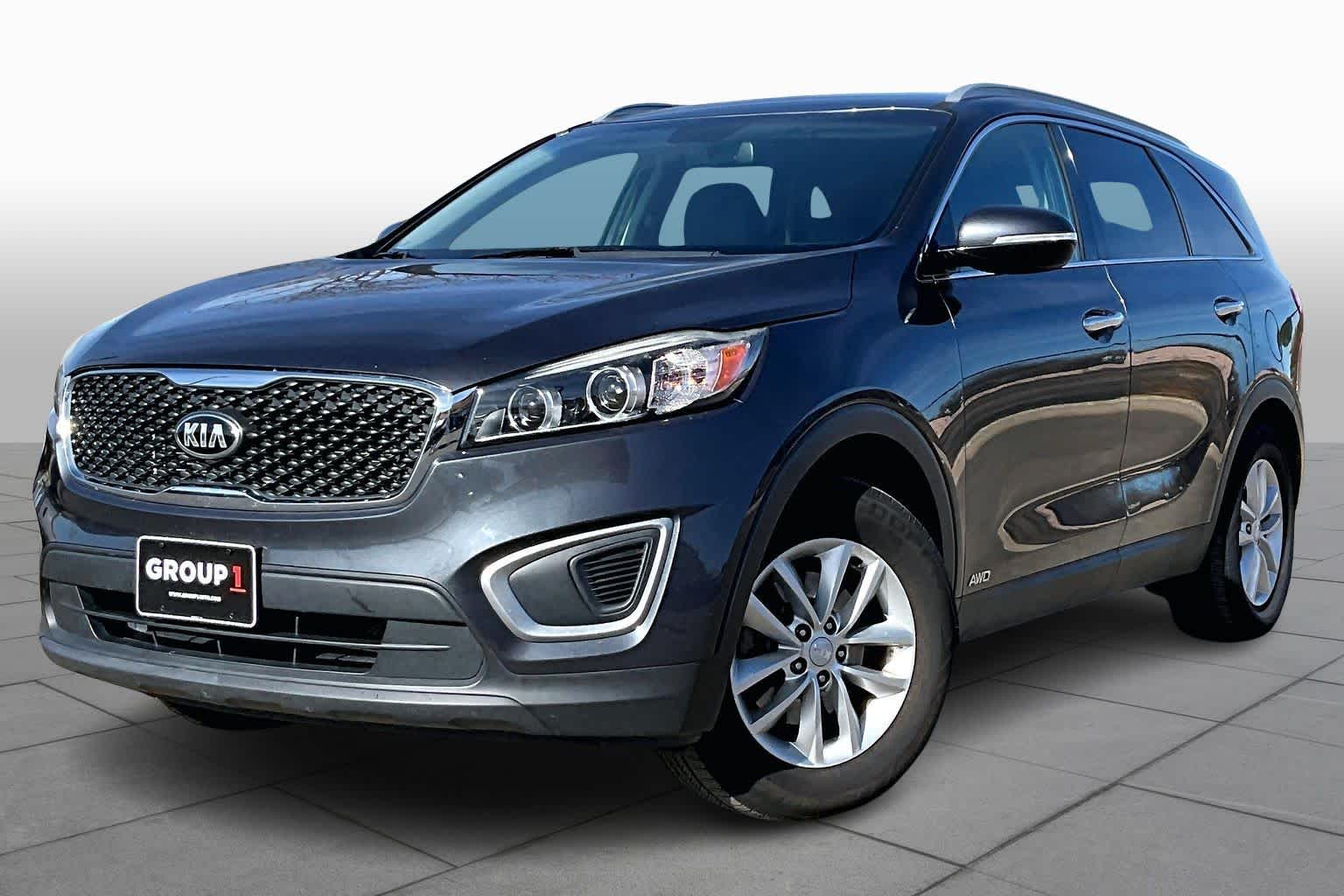 2018 Kia Sorento LX's photo